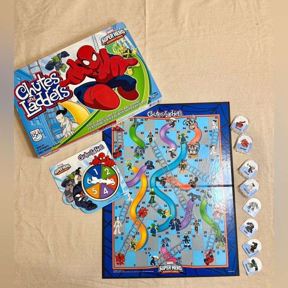 Marvel Chutes and Ladders board game - Picture 2 of 3